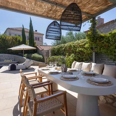 Od Luxury Villa